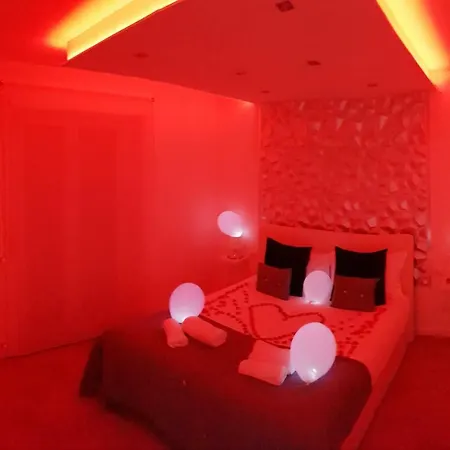 Diamond Apartment