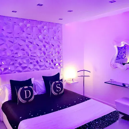 Diamond Apartment